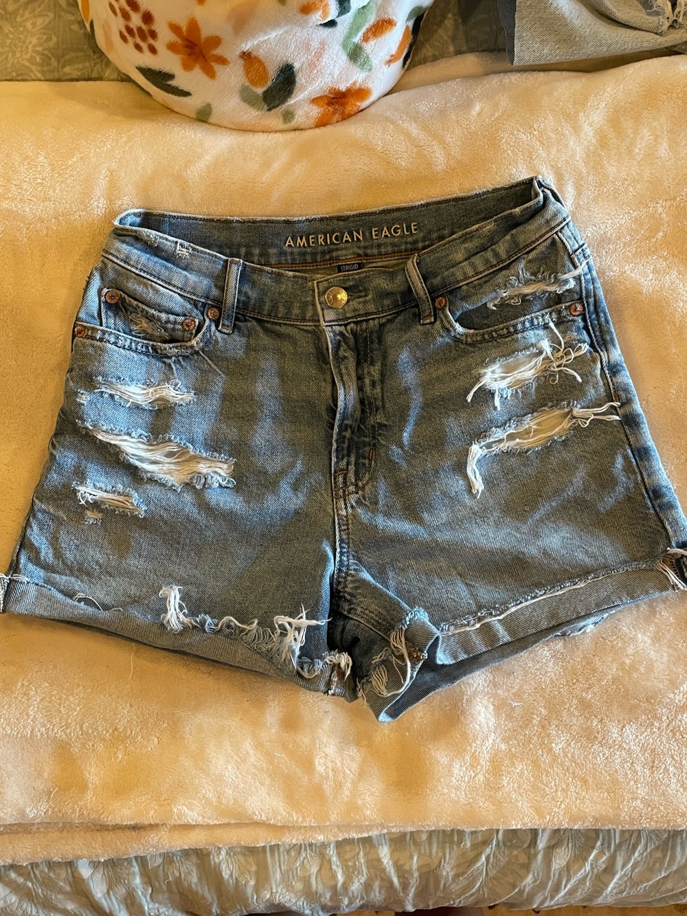 American Eagle Outfitters Women's Strigid Relaxed Shorts — Light Blue